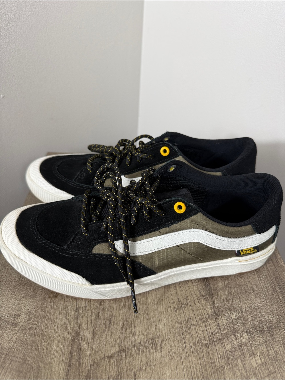 Vans Men’s Black, Olive & White Low-Top Skate Sneakers